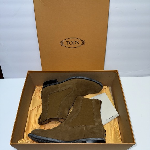 Tod's Camel Suede Chelsea Boots Women's Size: 5.5 US - Picture 4 of 10